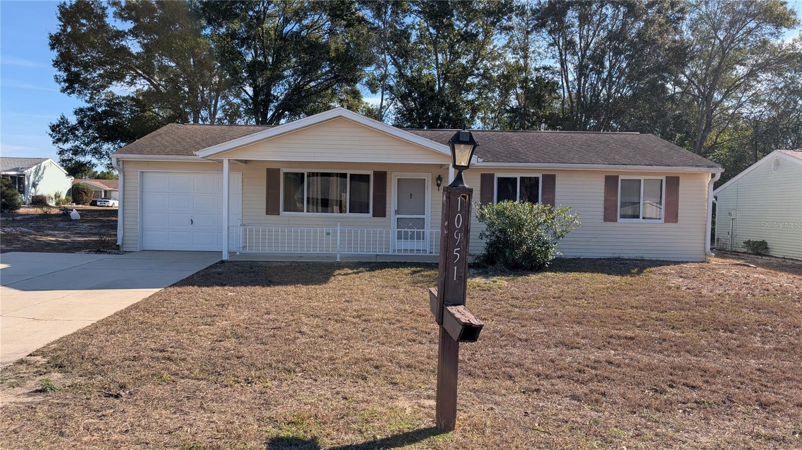 OAK RUN NBRHD 02 - Residential Lease