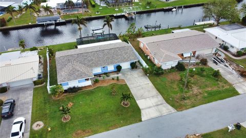 189 CARLISLE AVENUE NW PORT CHARLOTTE FL 33952