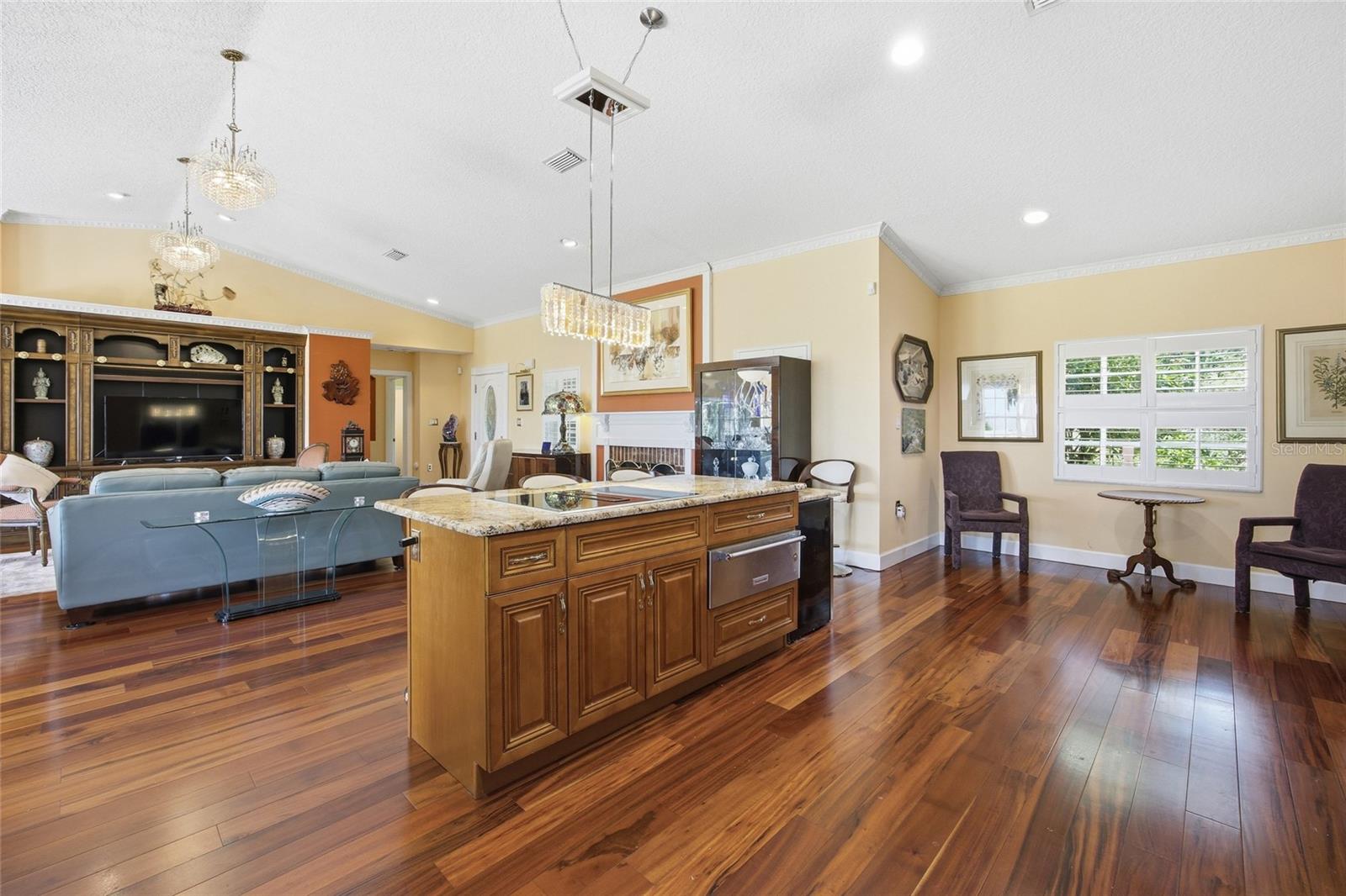 ACREAGE & UNREC - Residential