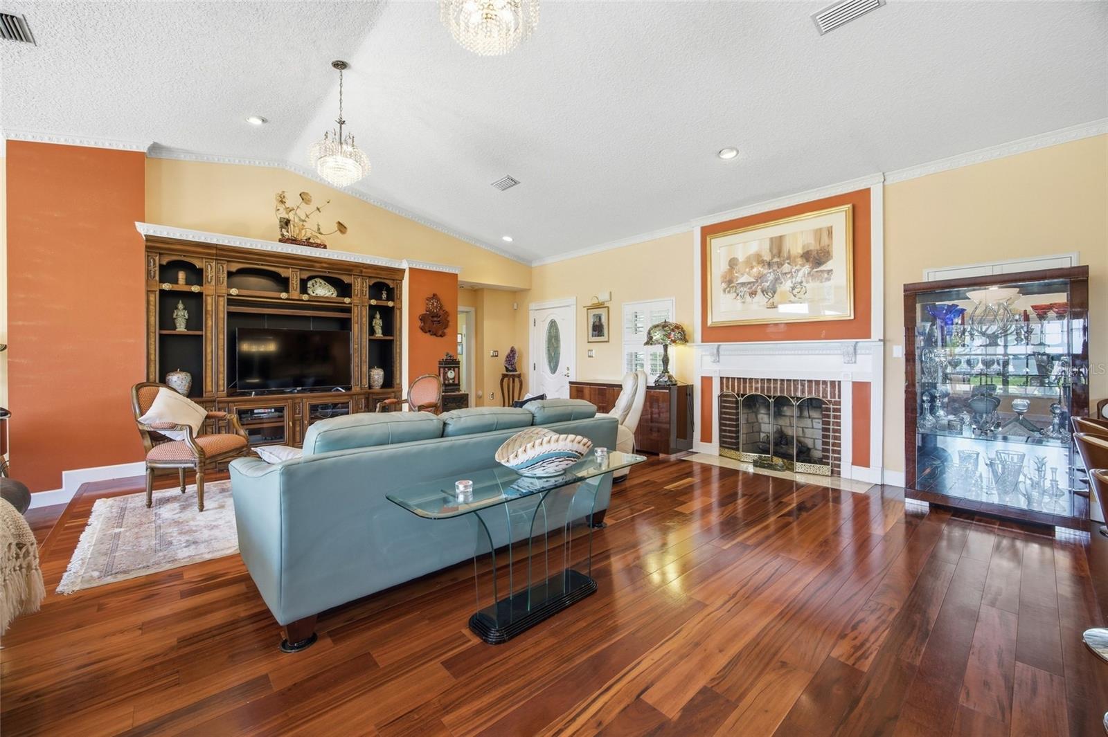 ACREAGE & UNREC - Residential
