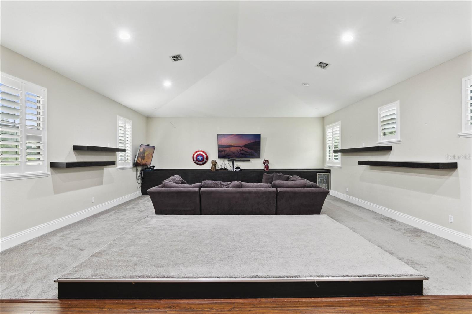 KELSO ON LAKE BUTLER - Residential