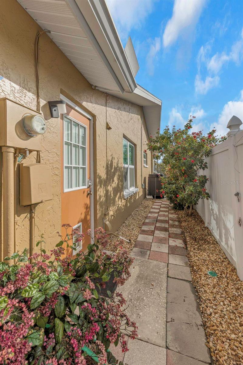 SEMINOLE GROVE ESTATES - Residential