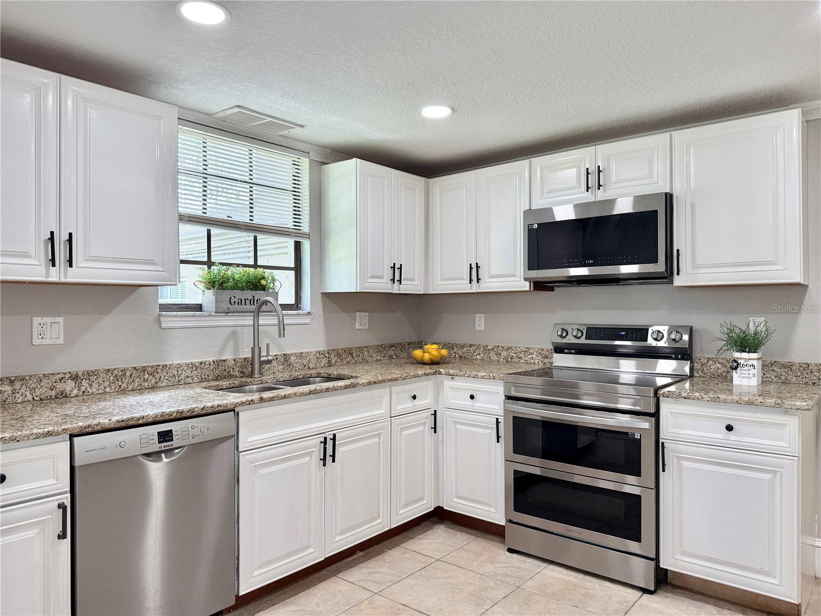 TERRACE RIVER PH 2 - Residential