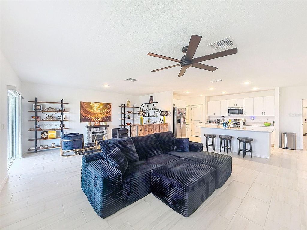 Photo of 12227 Radiant Gem Trail, Parrish, FL 34219 (MLS # O6404908)