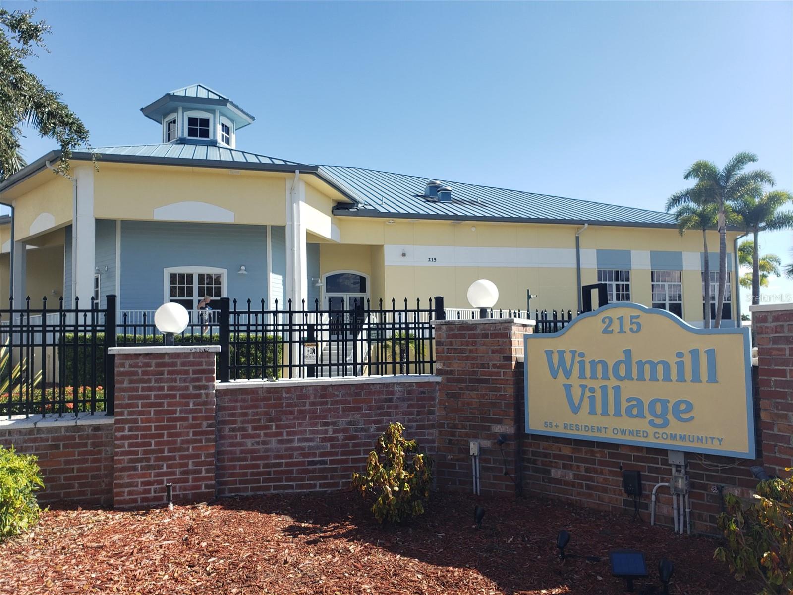 WINDMILL VILLAGE - Land