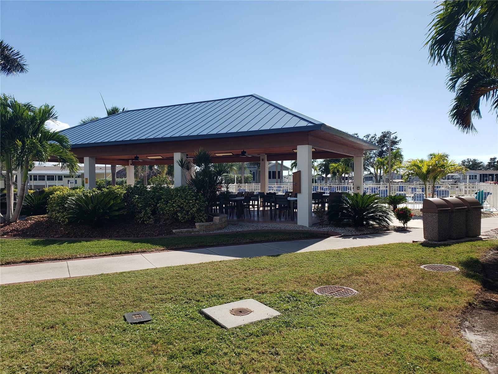 WINDMILL VILLAGE - Land