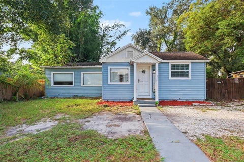 Photo of 919 E Bougainvillea Ave, Tampa, FL 33612 (MLS # TB8553762)