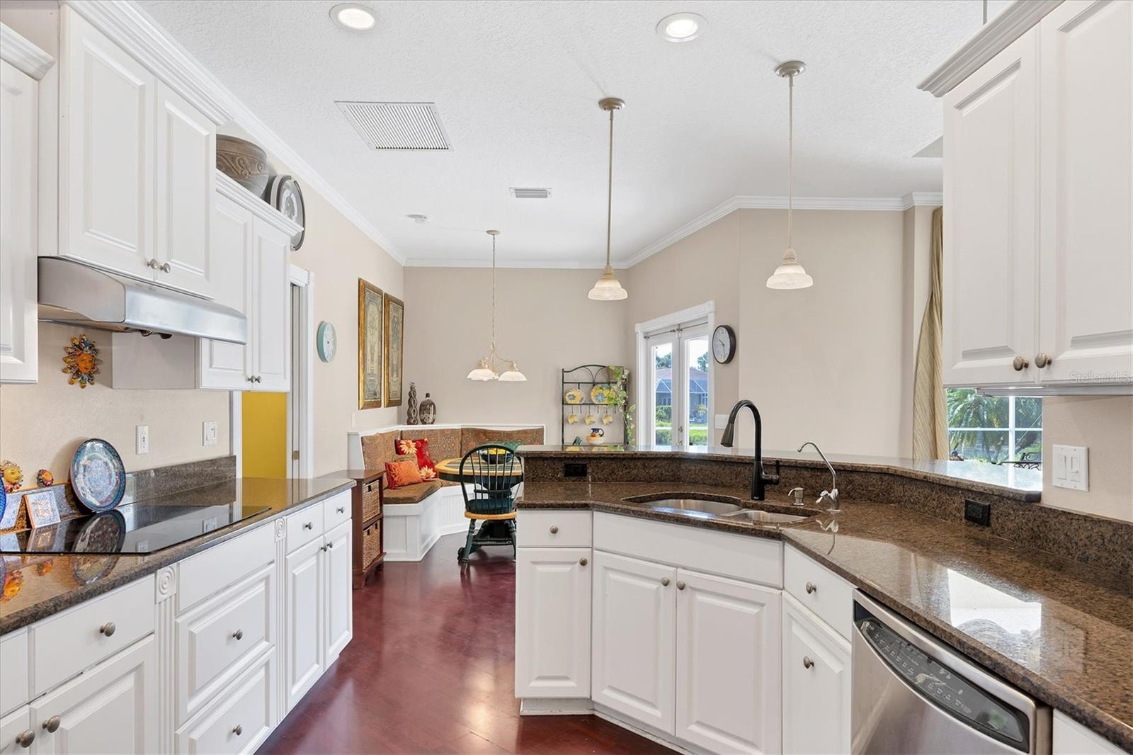 GROVE POINTE UNIT 1 - Residential