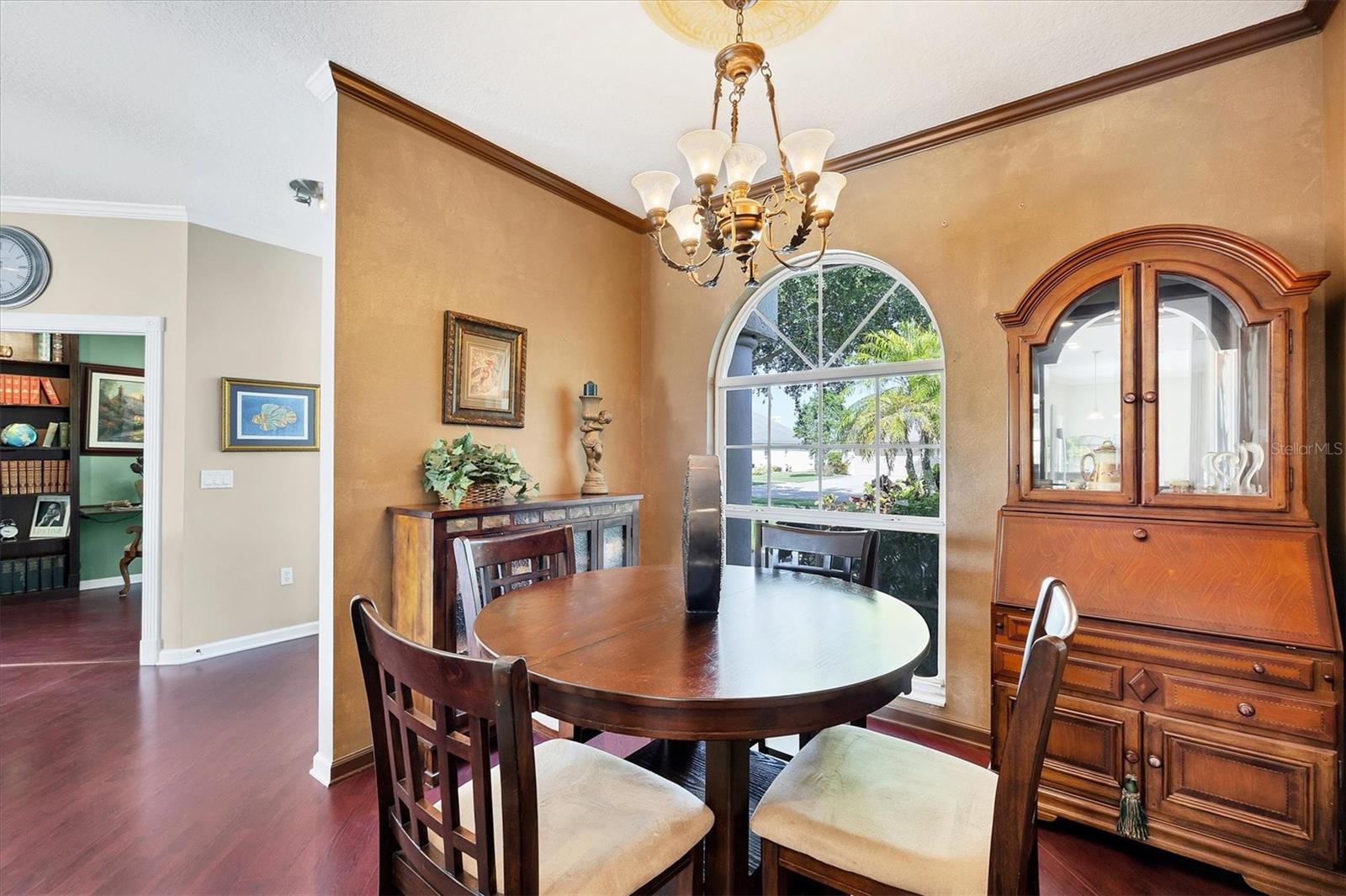 GROVE POINTE UNIT 1 - Residential