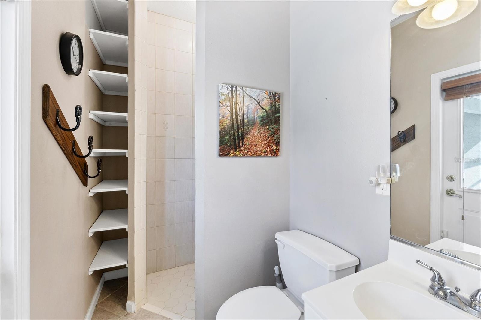 GROVE POINTE UNIT 1 - Residential