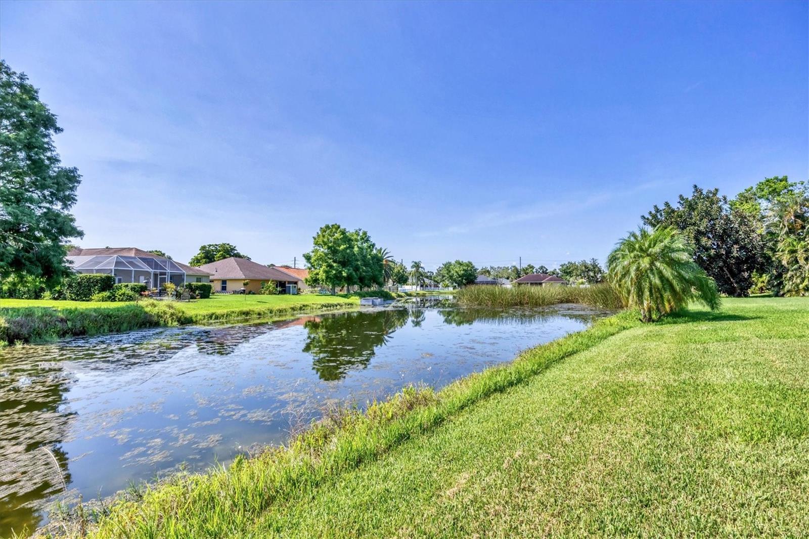 GROVE POINTE UNIT 1 - Residential