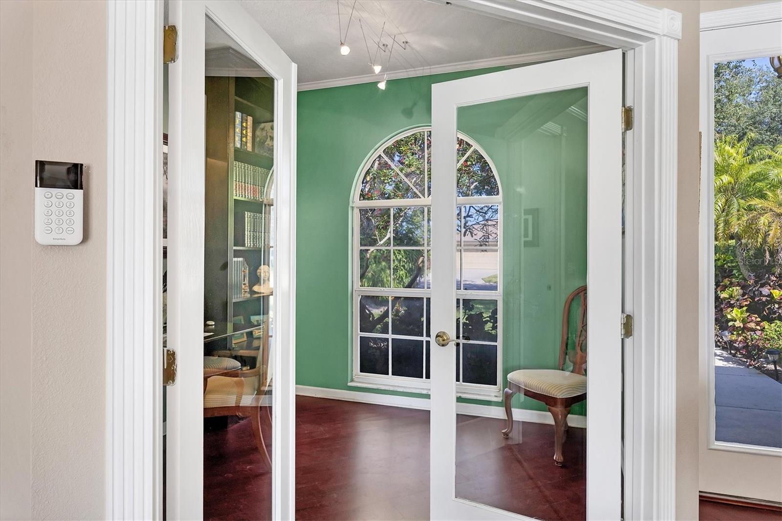 GROVE POINTE UNIT 1 - Residential