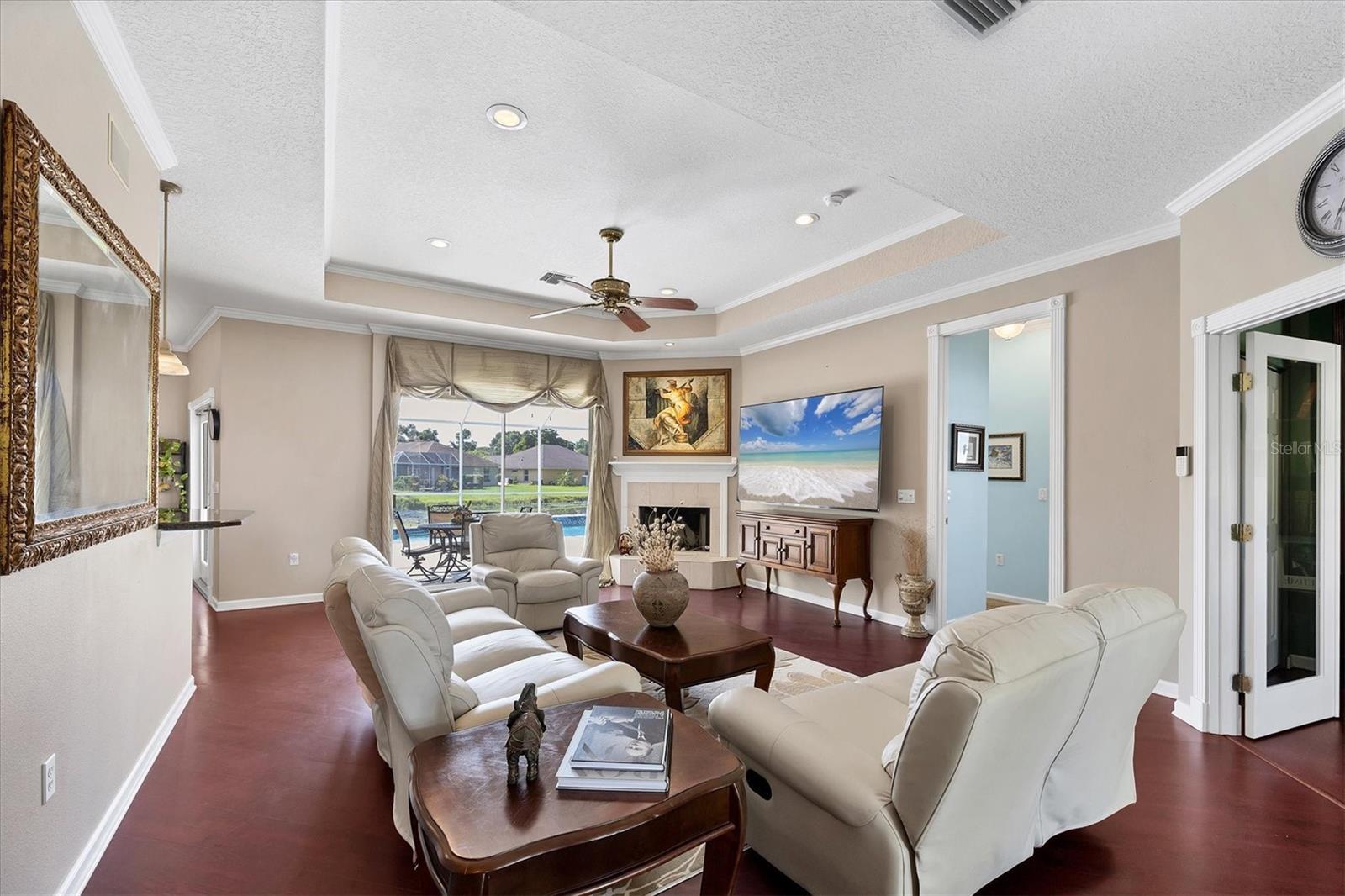 5786 SANDY POINTE DRIVE