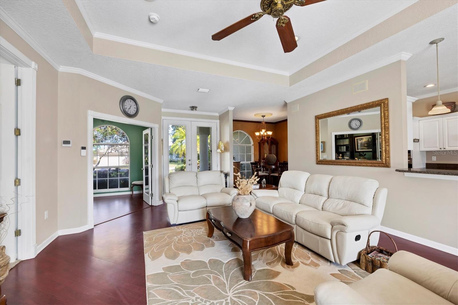 GROVE POINTE UNIT 1 - Residential