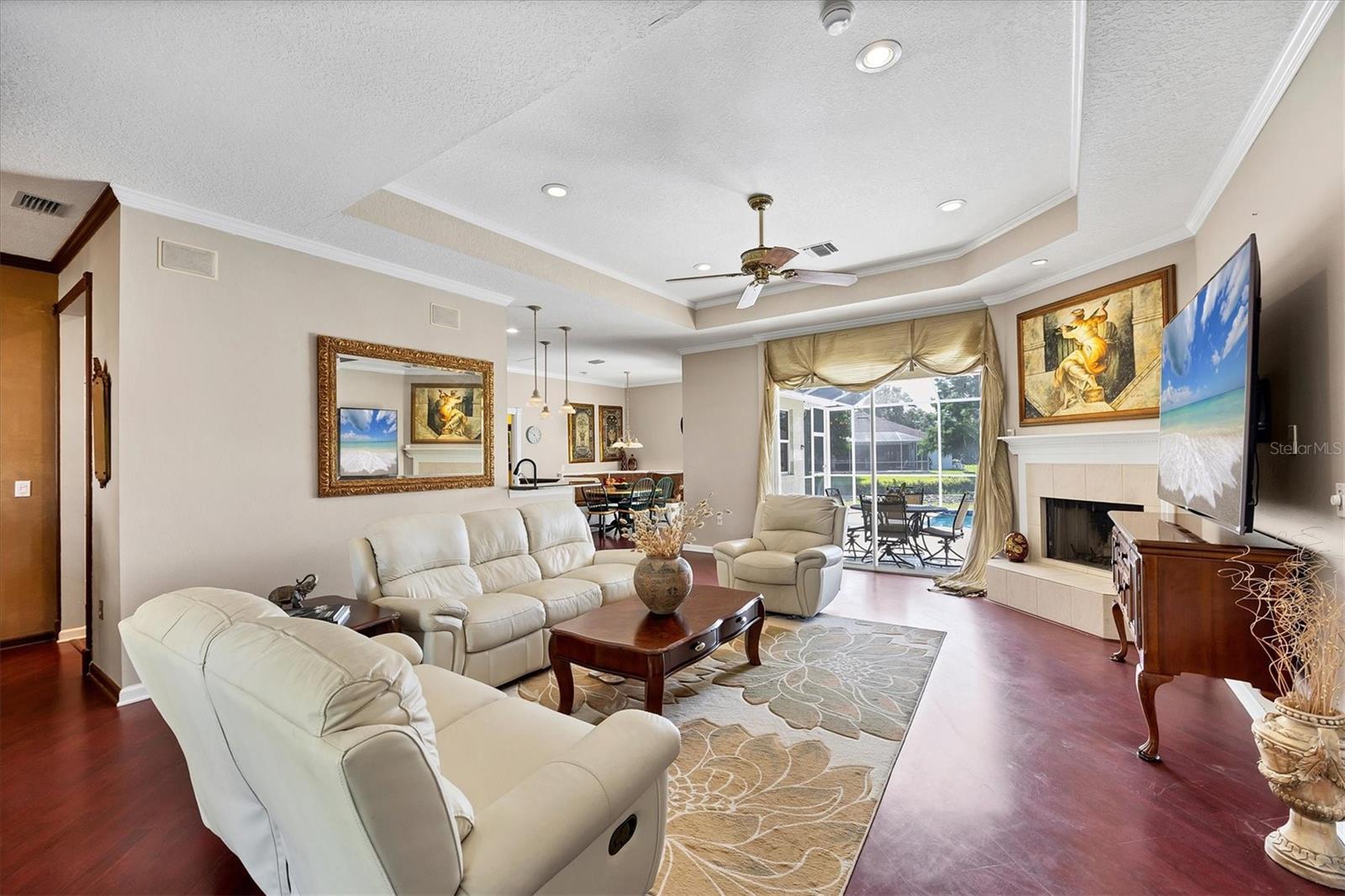 5786 SANDY POINTE DRIVE