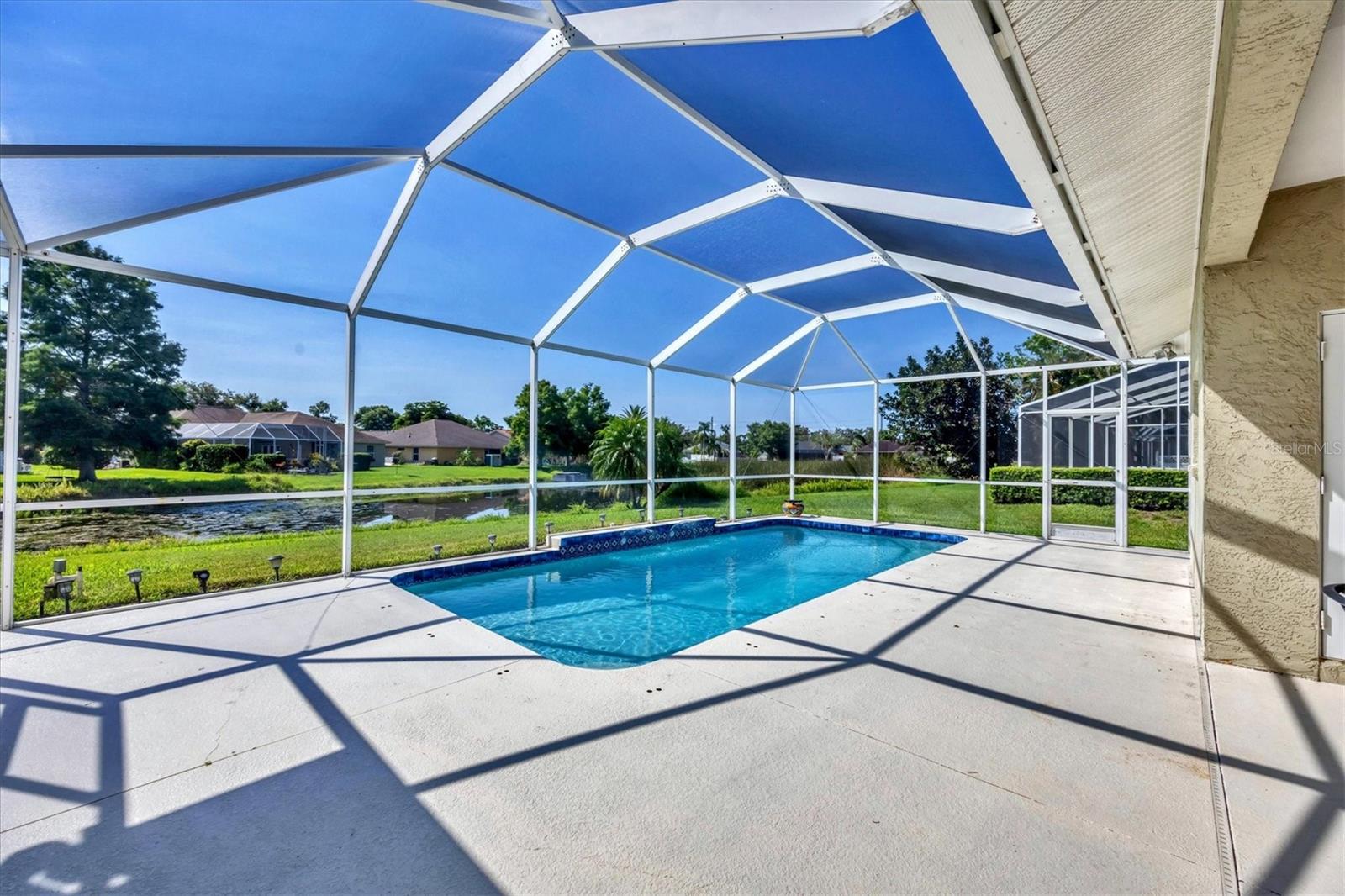GROVE POINTE UNIT 1 - Residential