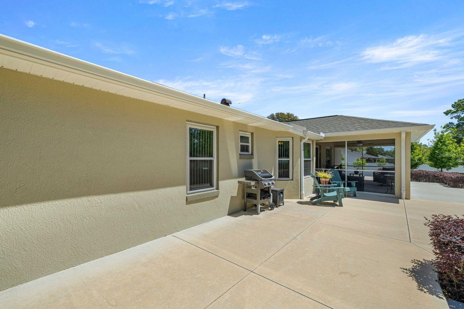 RAINBOWS  END ESTATE - Residential