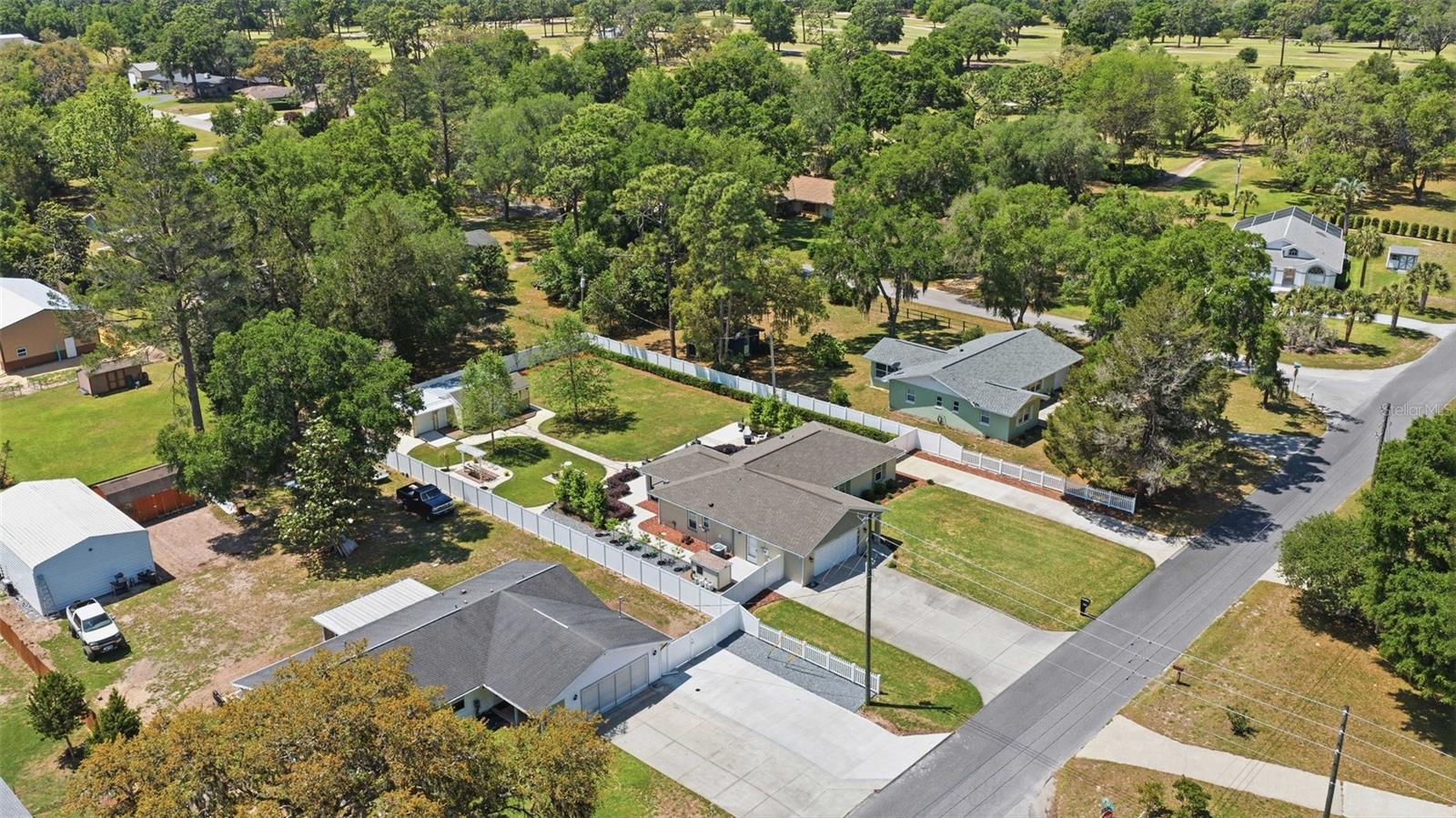 RAINBOWS  END ESTATE - Residential