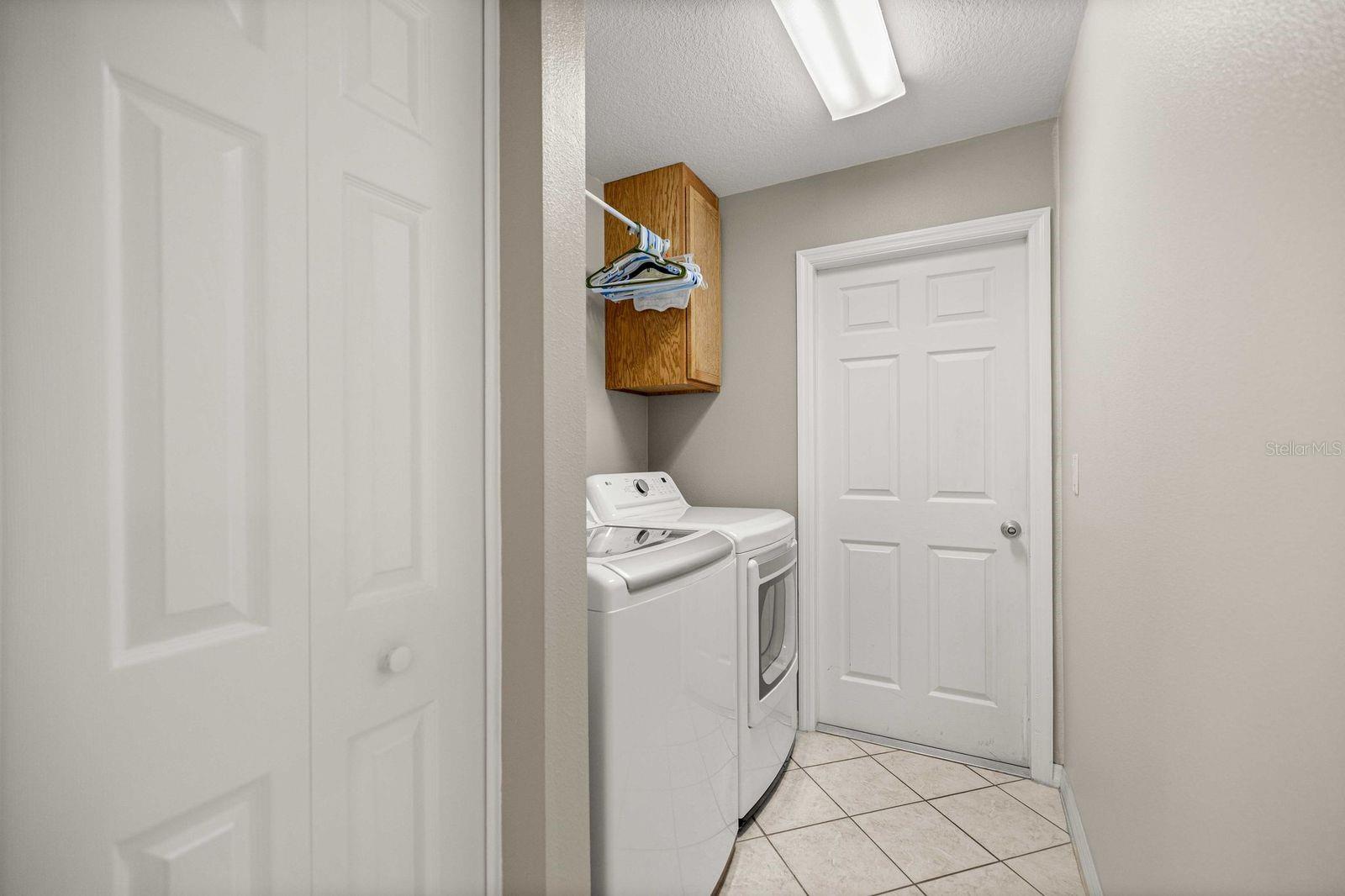 RAINBOWS  END ESTATE - Residential