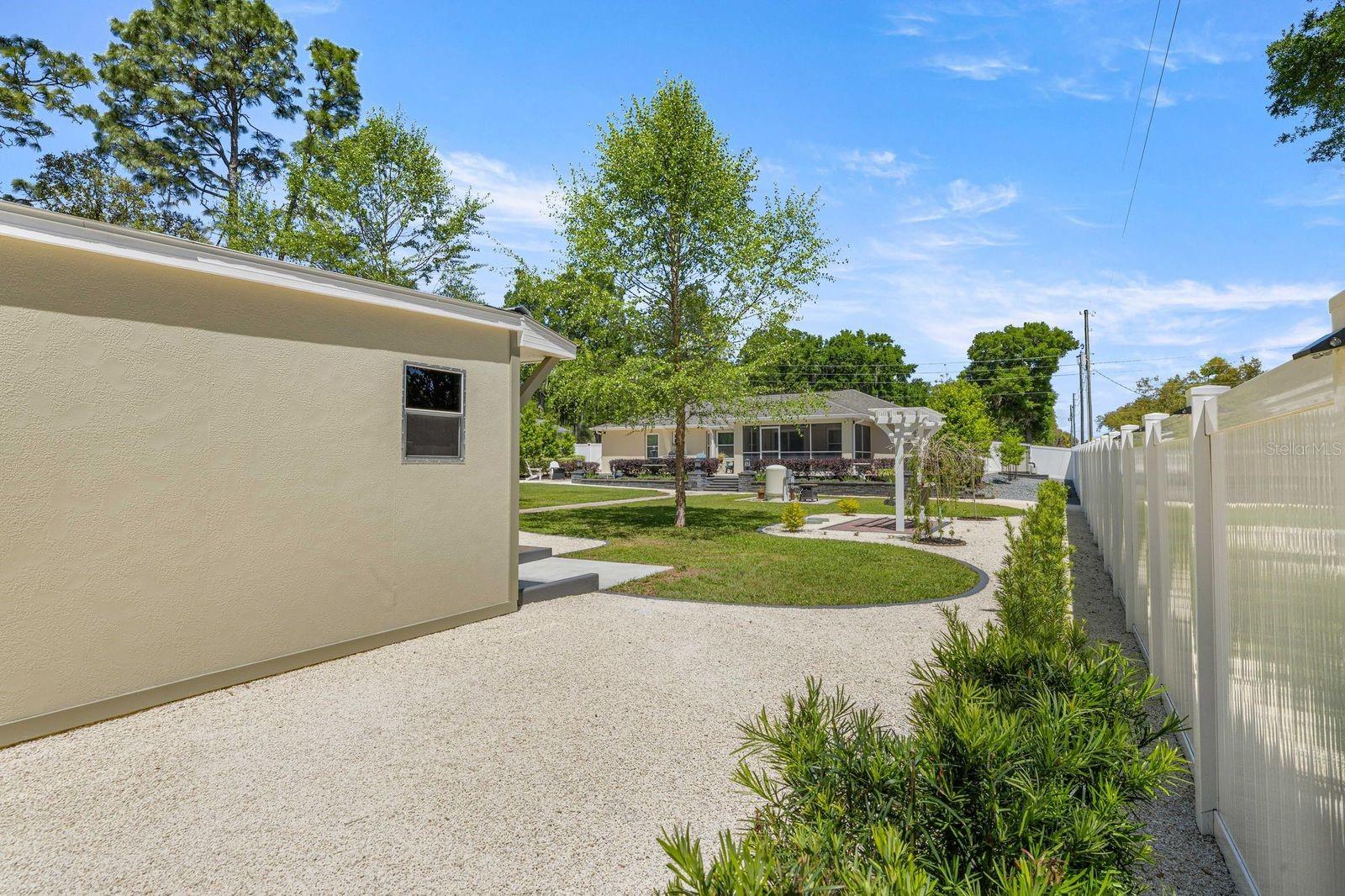 RAINBOWS  END ESTATE - Residential