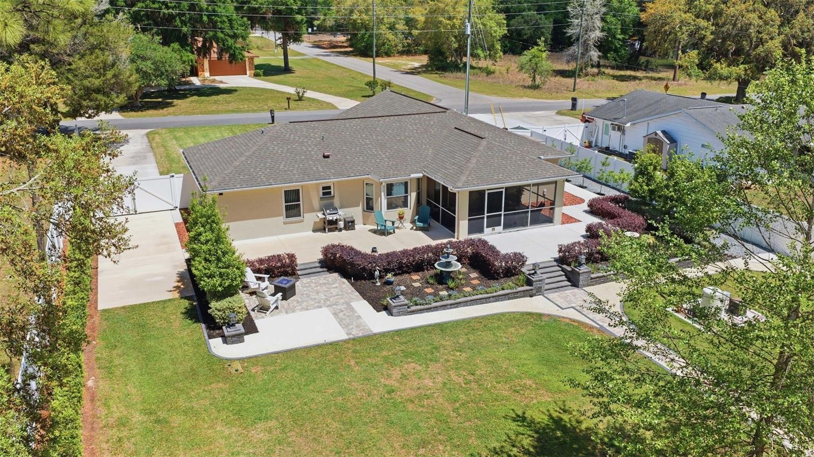 RAINBOWS  END ESTATE - Residential