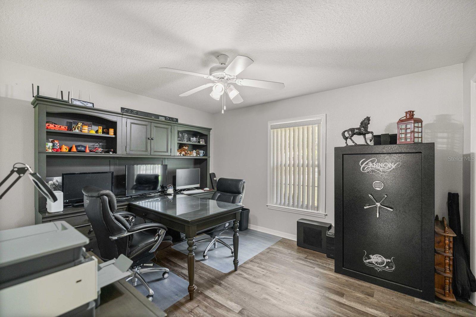 RAINBOWS  END ESTATE - Residential