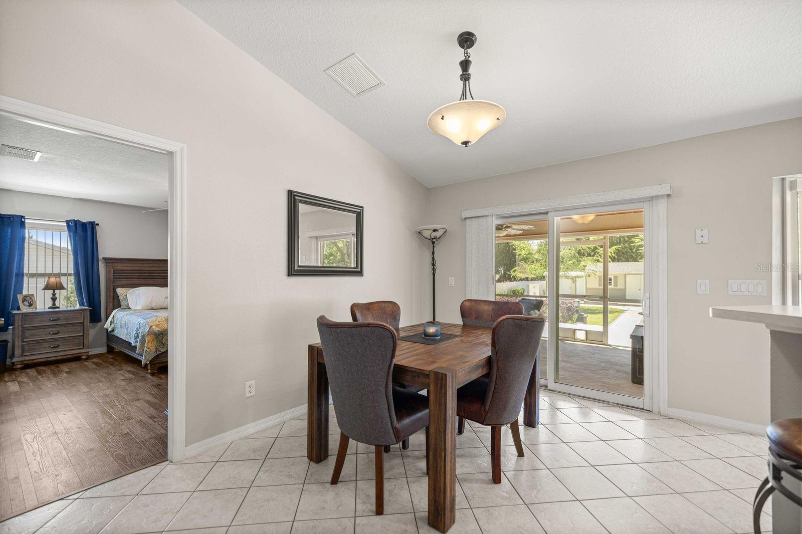 RAINBOWS  END ESTATE - Residential