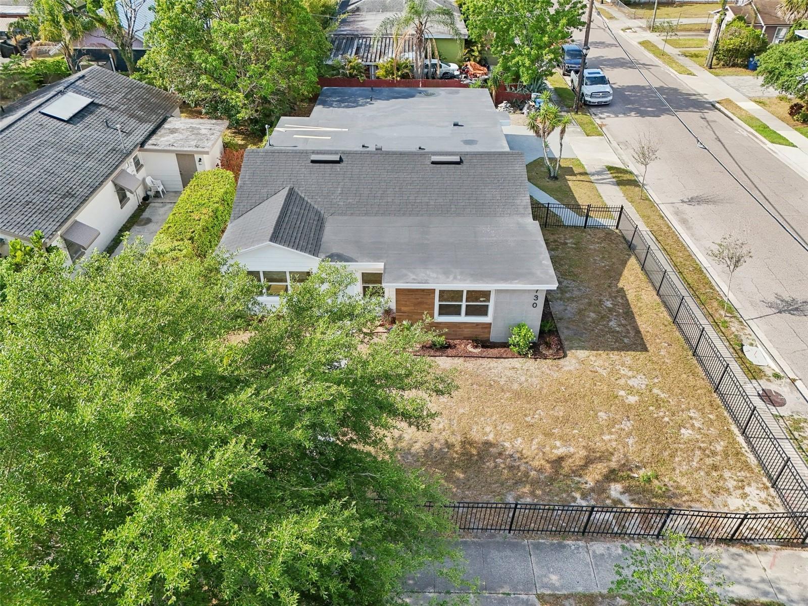 CARVER TOWN FIRST ADD - Residential Lease