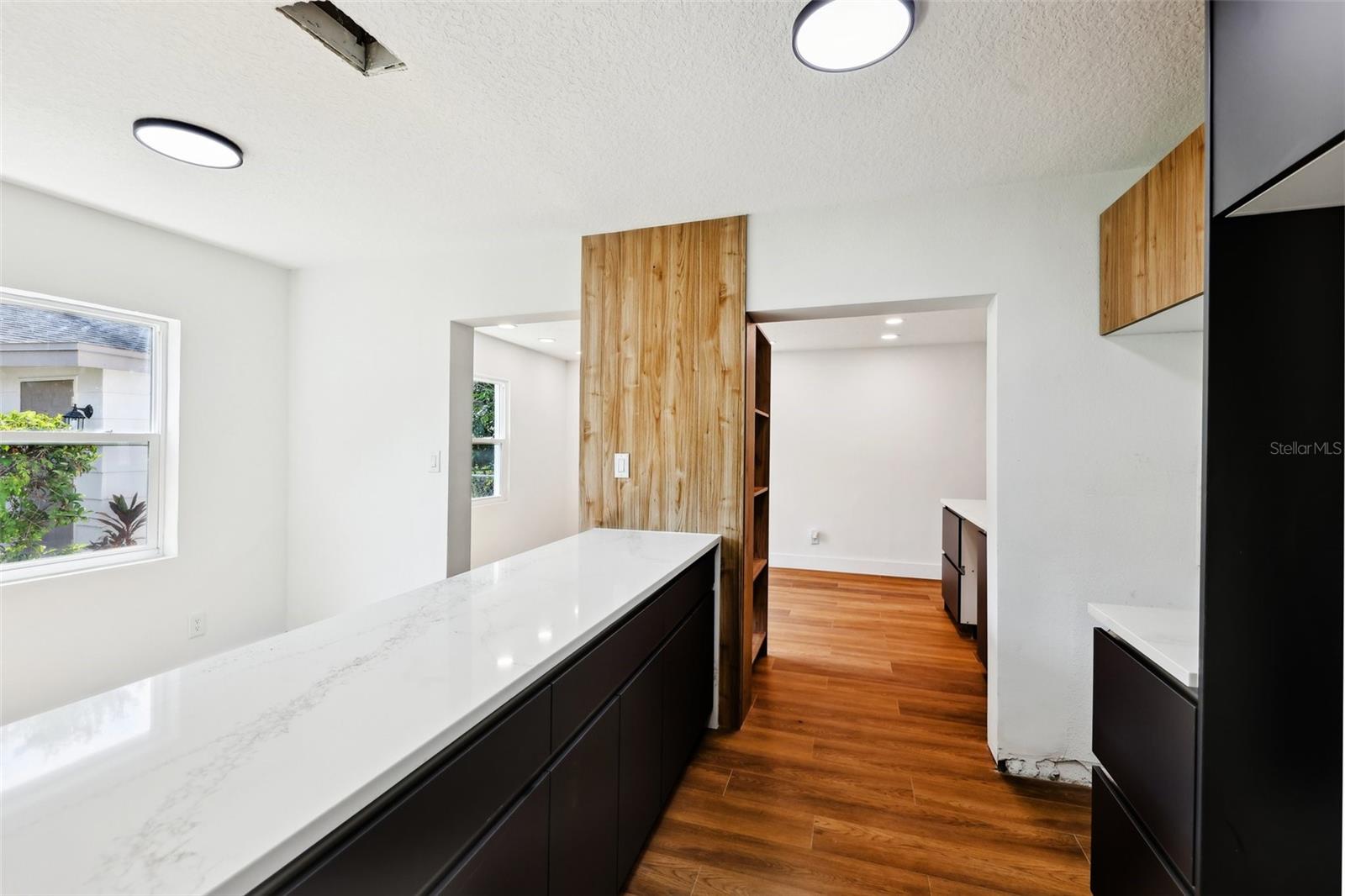 CARVER TOWN FIRST ADD - Residential Lease