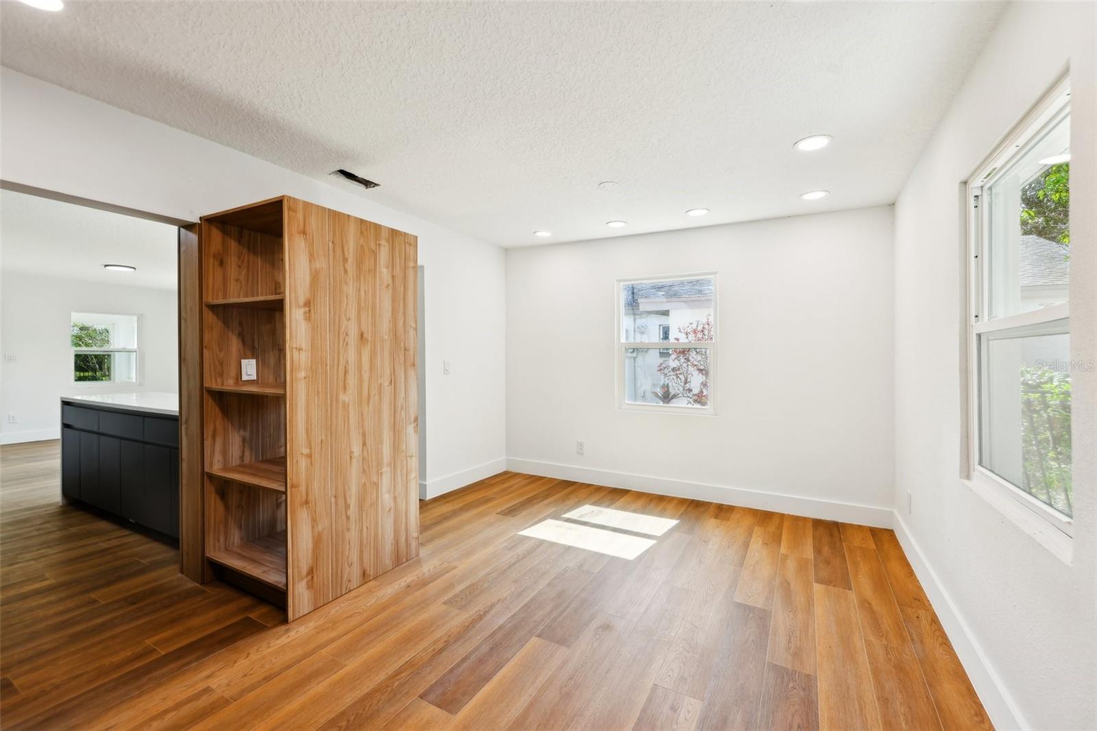 CARVER TOWN FIRST ADD - Residential Lease