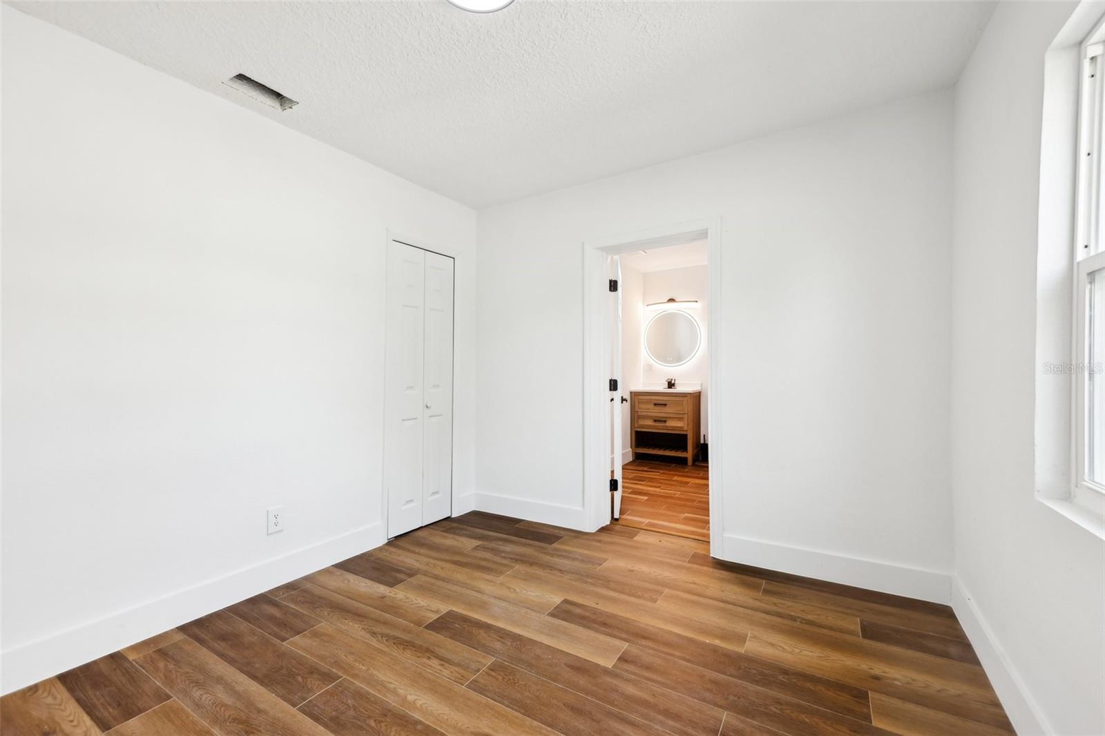 CARVER TOWN FIRST ADD - Residential Lease