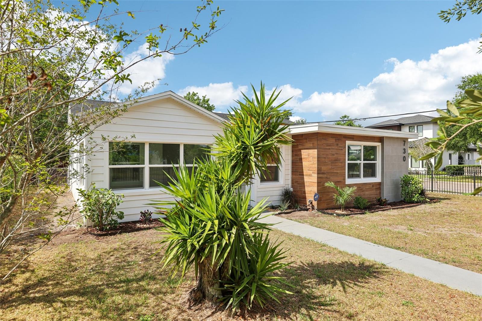 CARVER TOWN FIRST ADD - Residential Lease