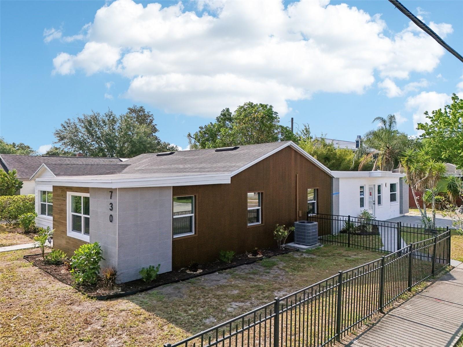 CARVER TOWN FIRST ADD - Residential Lease