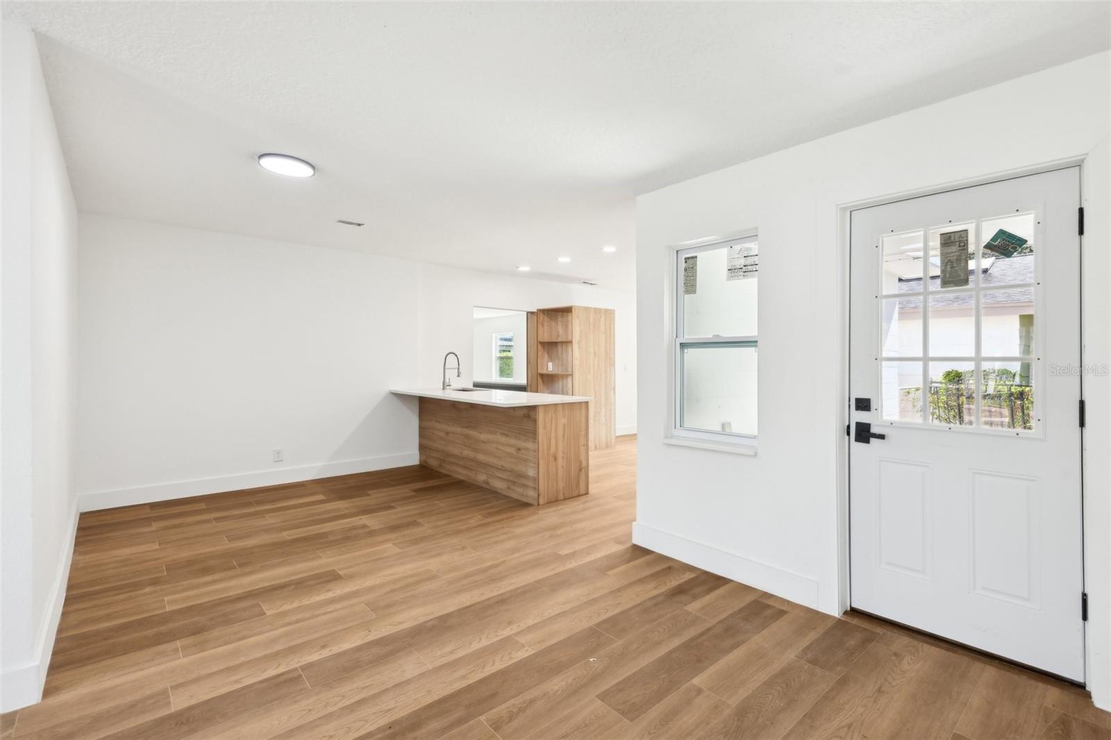 CARVER TOWN FIRST ADD - Residential Lease