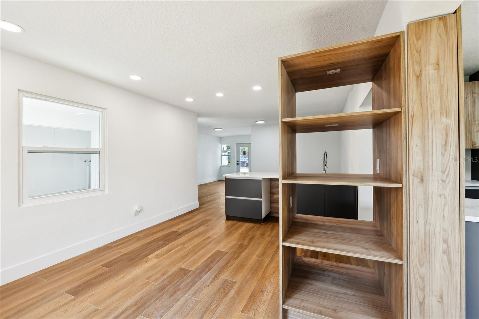 CARVER TOWN FIRST ADD - Residential Lease