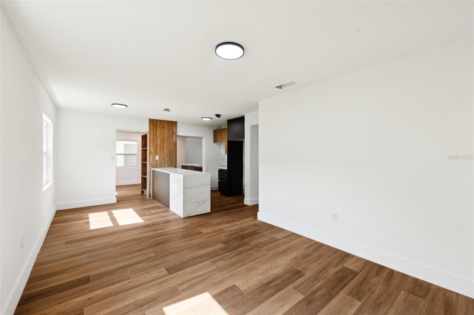 CARVER TOWN FIRST ADD - Residential Lease