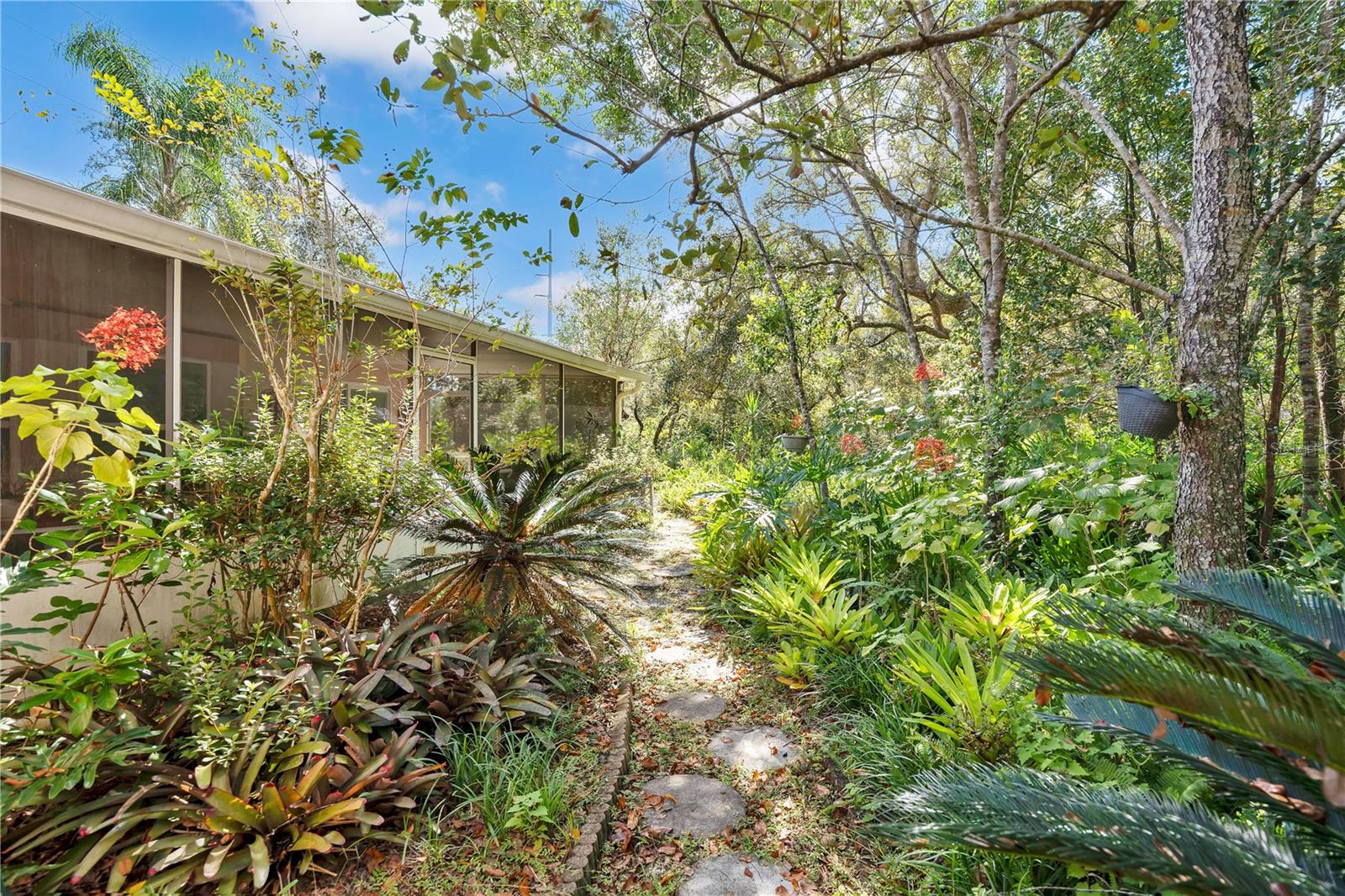 DAVIS PARK 13TH ADDITION - Residential