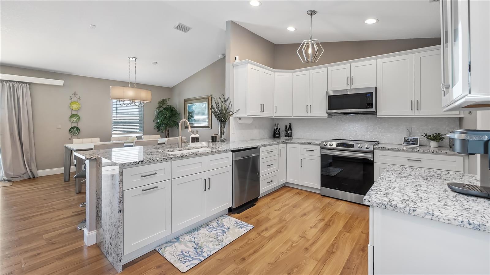 LAKE FLORENCE SHORES - Residential