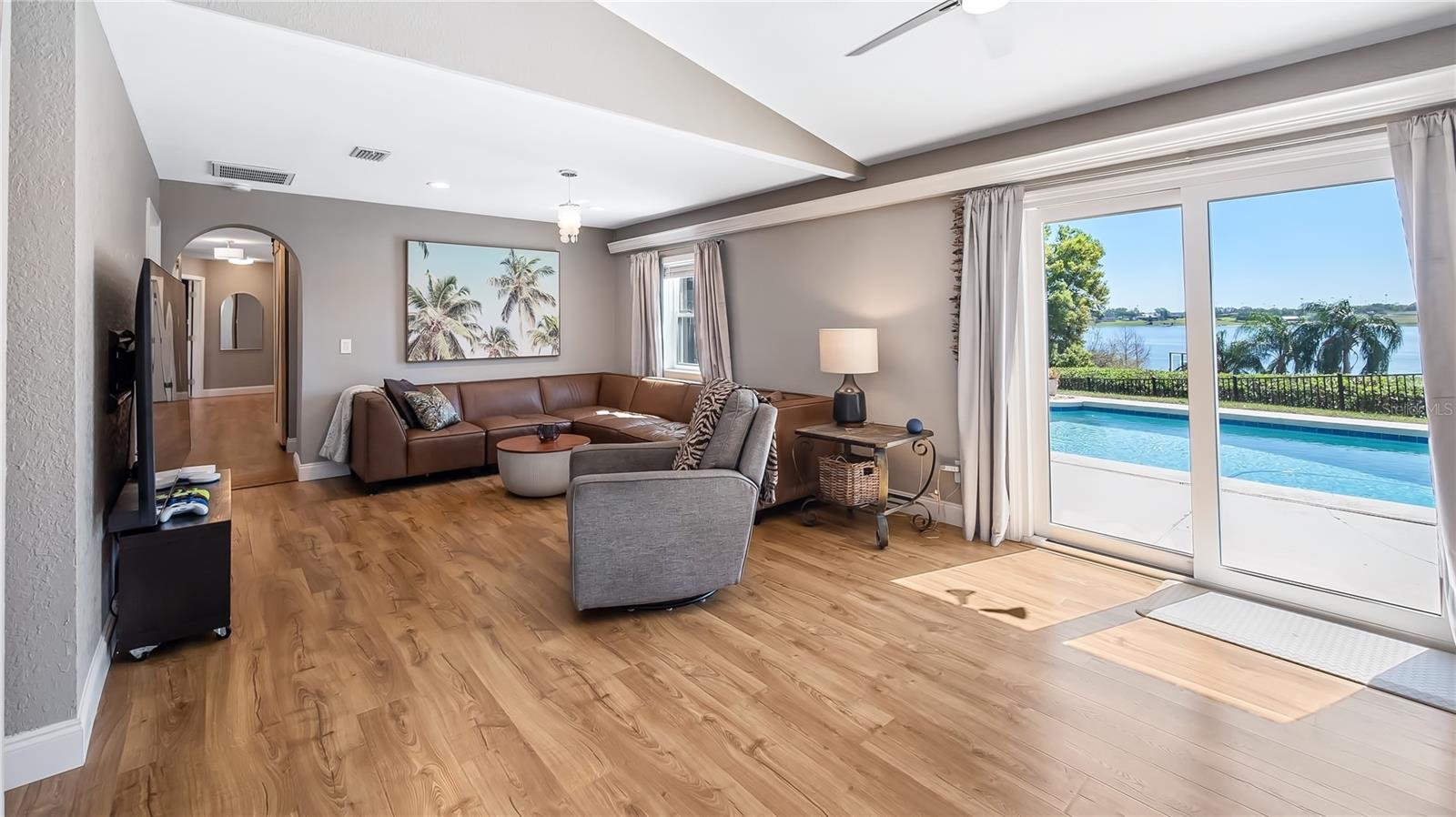 LAKE FLORENCE SHORES - Residential