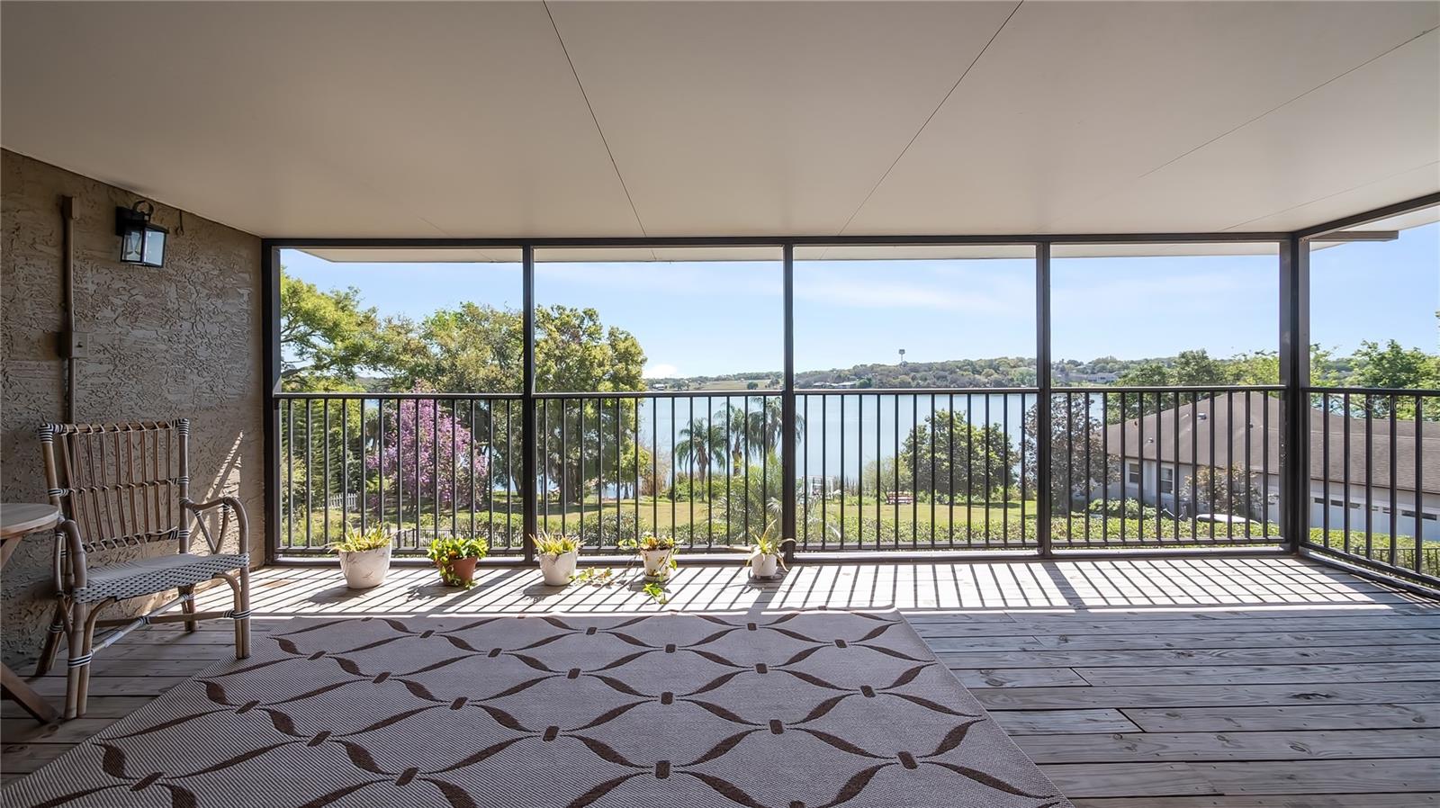 LAKE FLORENCE SHORES - Residential
