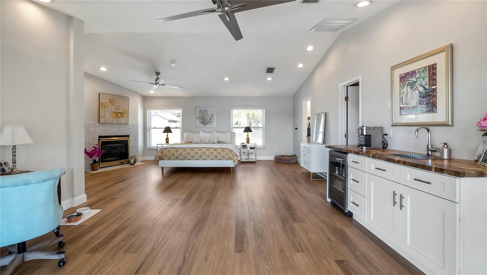 LAKE FLORENCE SHORES - Residential