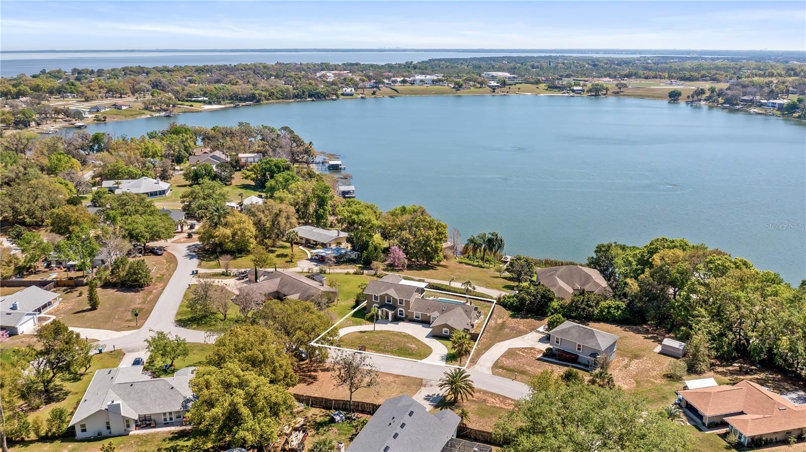 LAKE FLORENCE SHORES - Residential