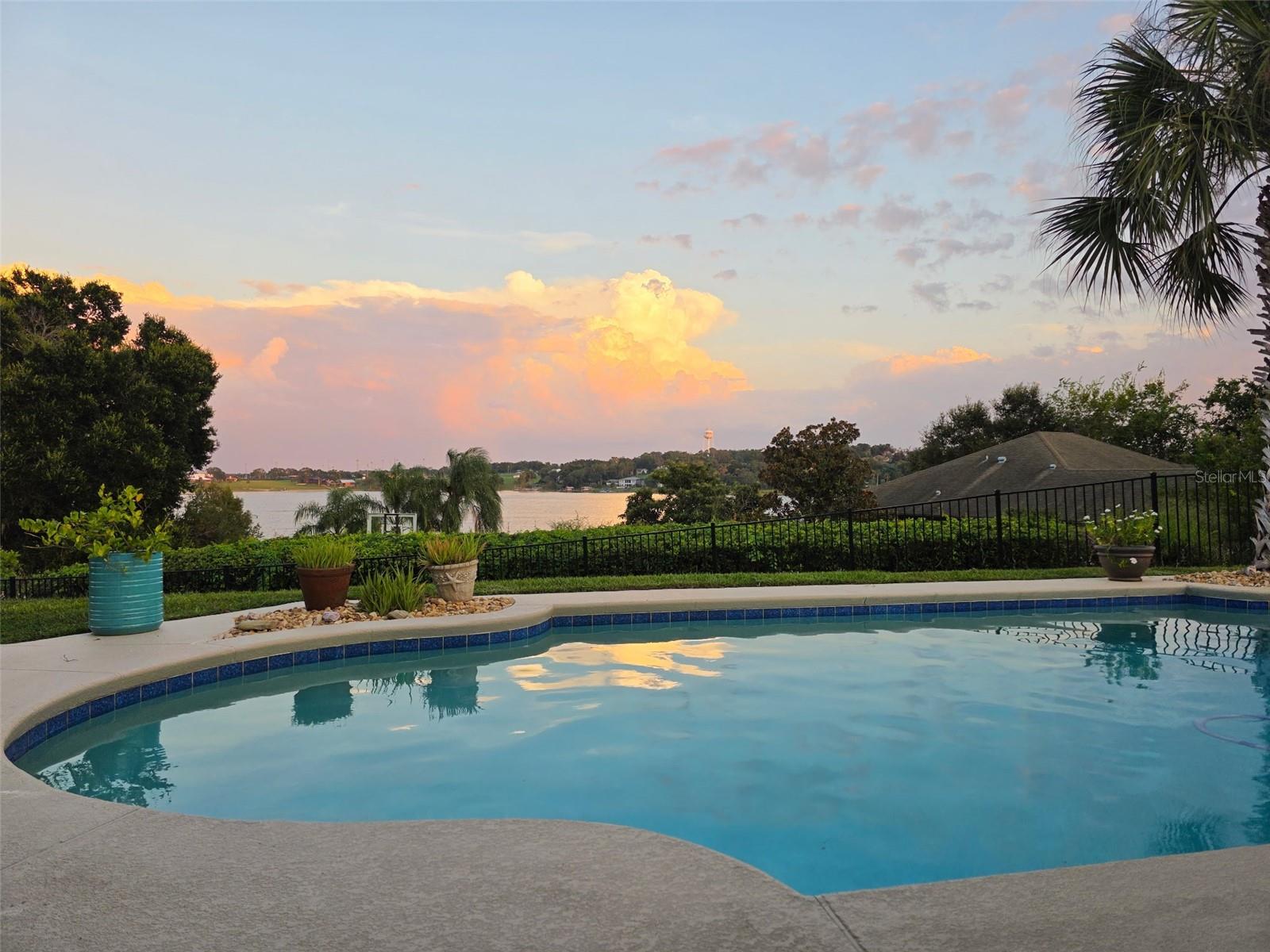 LAKE FLORENCE SHORES - Residential