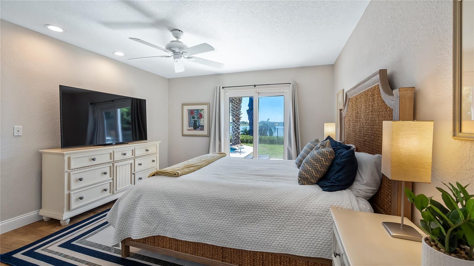 LAKE FLORENCE SHORES - Residential