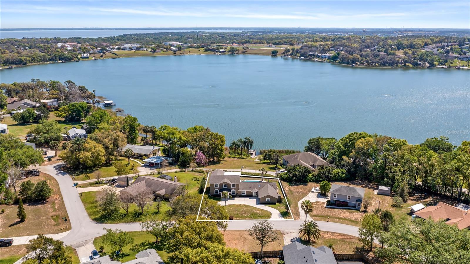 LAKE FLORENCE SHORES - Residential
