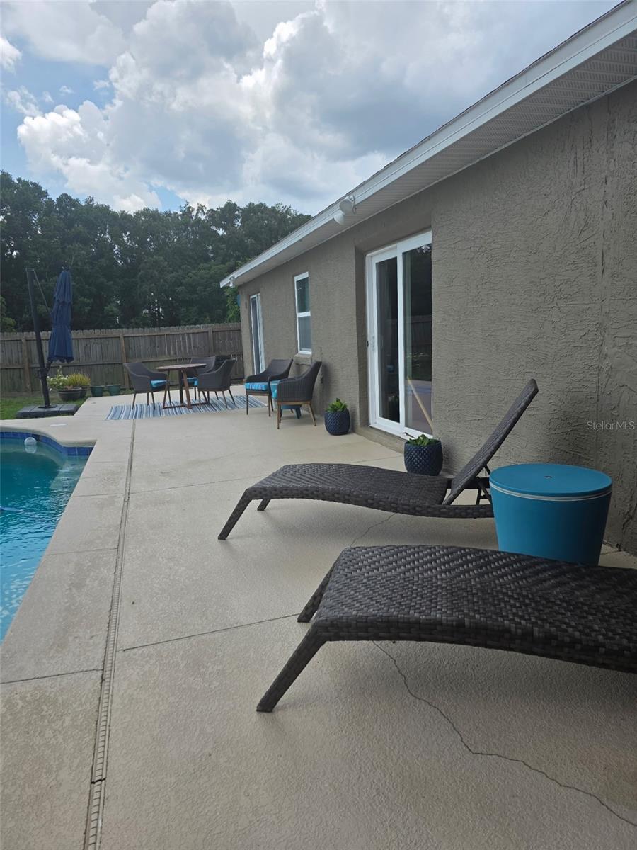 LAKE FLORENCE SHORES - Residential