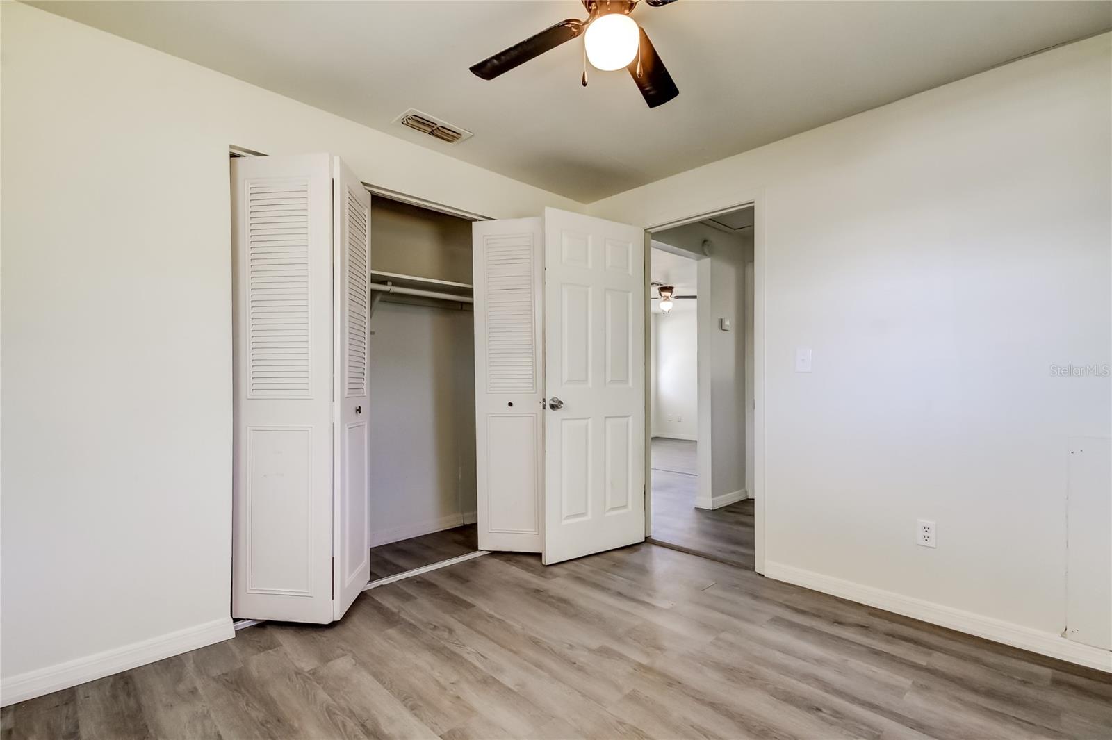 SPRING HILL UNIT 25 - Residential