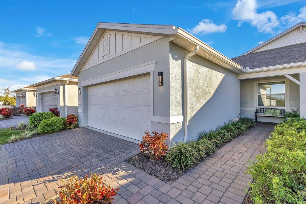 Photo of 2434 N Cliff Way, Saint Cloud, FL 34771 (MLS # L4958972)