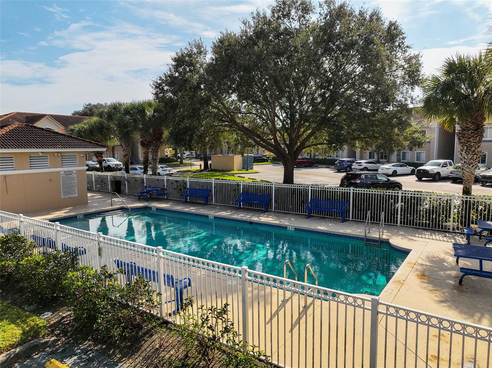 VILLA DEL SOL/MDW WOODS CONDO - Residential