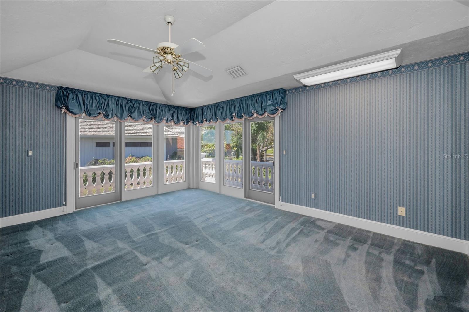 BRAESIDE PLACE - Residential